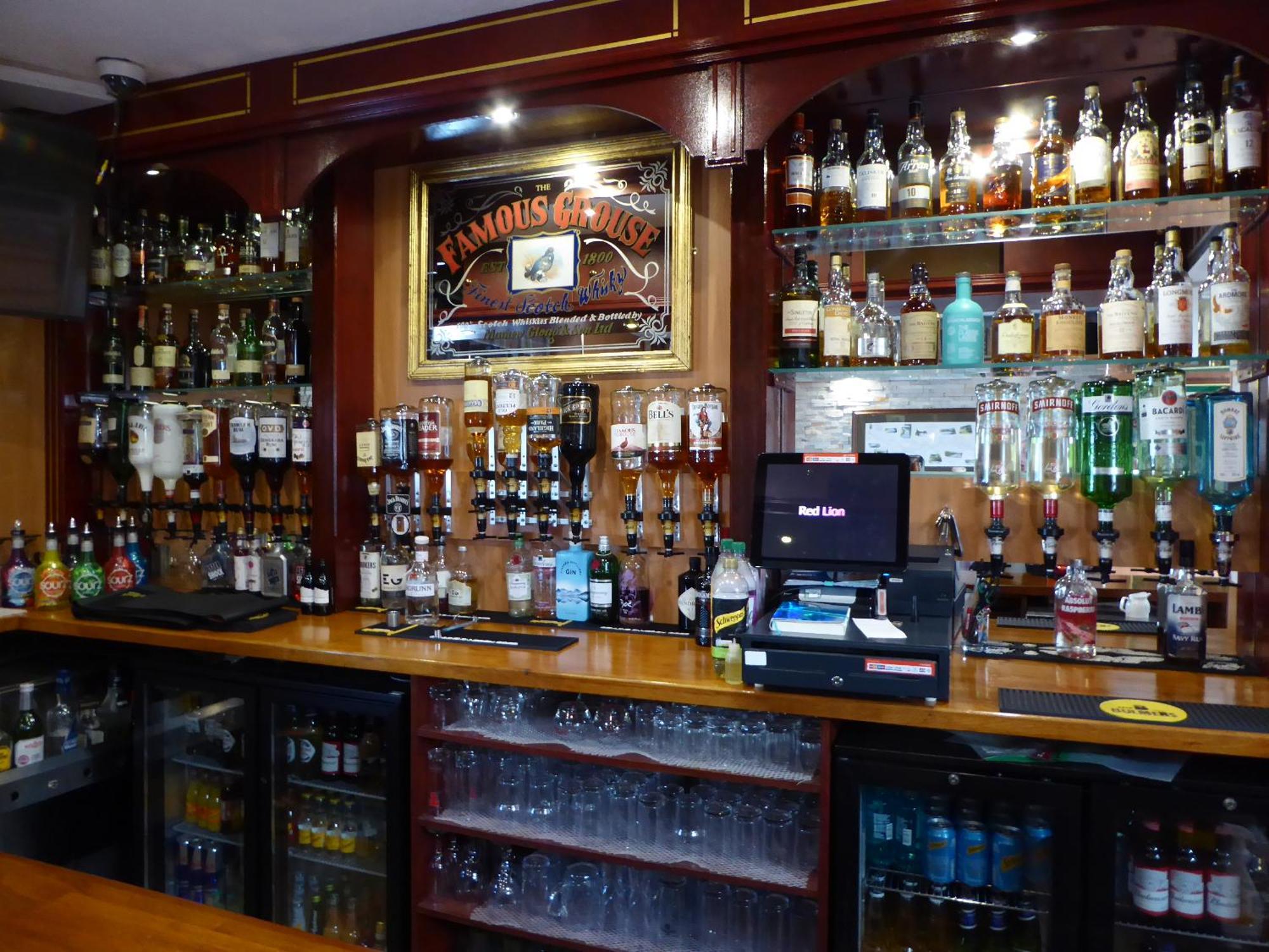 The Red Lion Tavern Fochabers Exterior photo